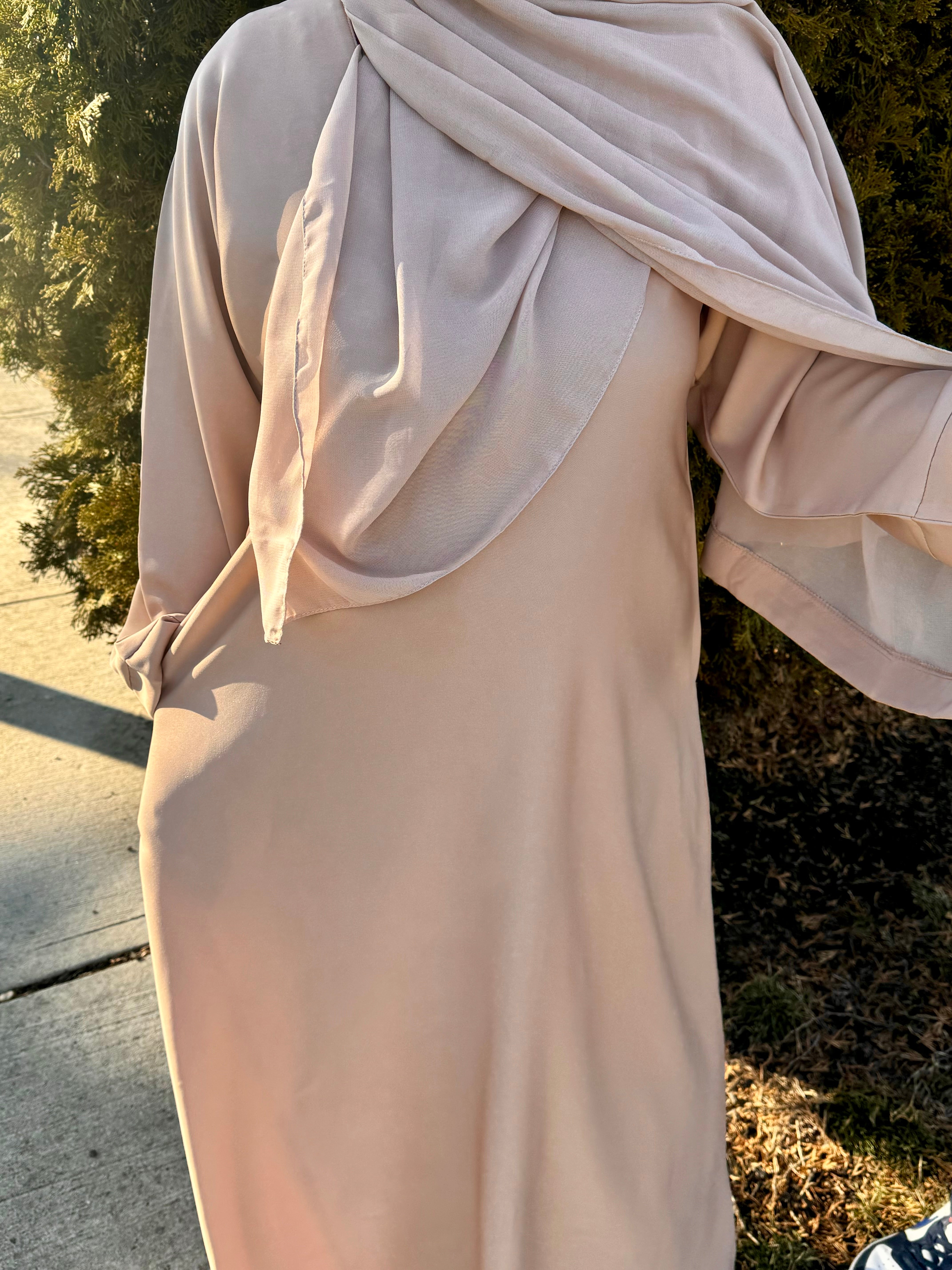 Premium Nida Abaya (Latte)