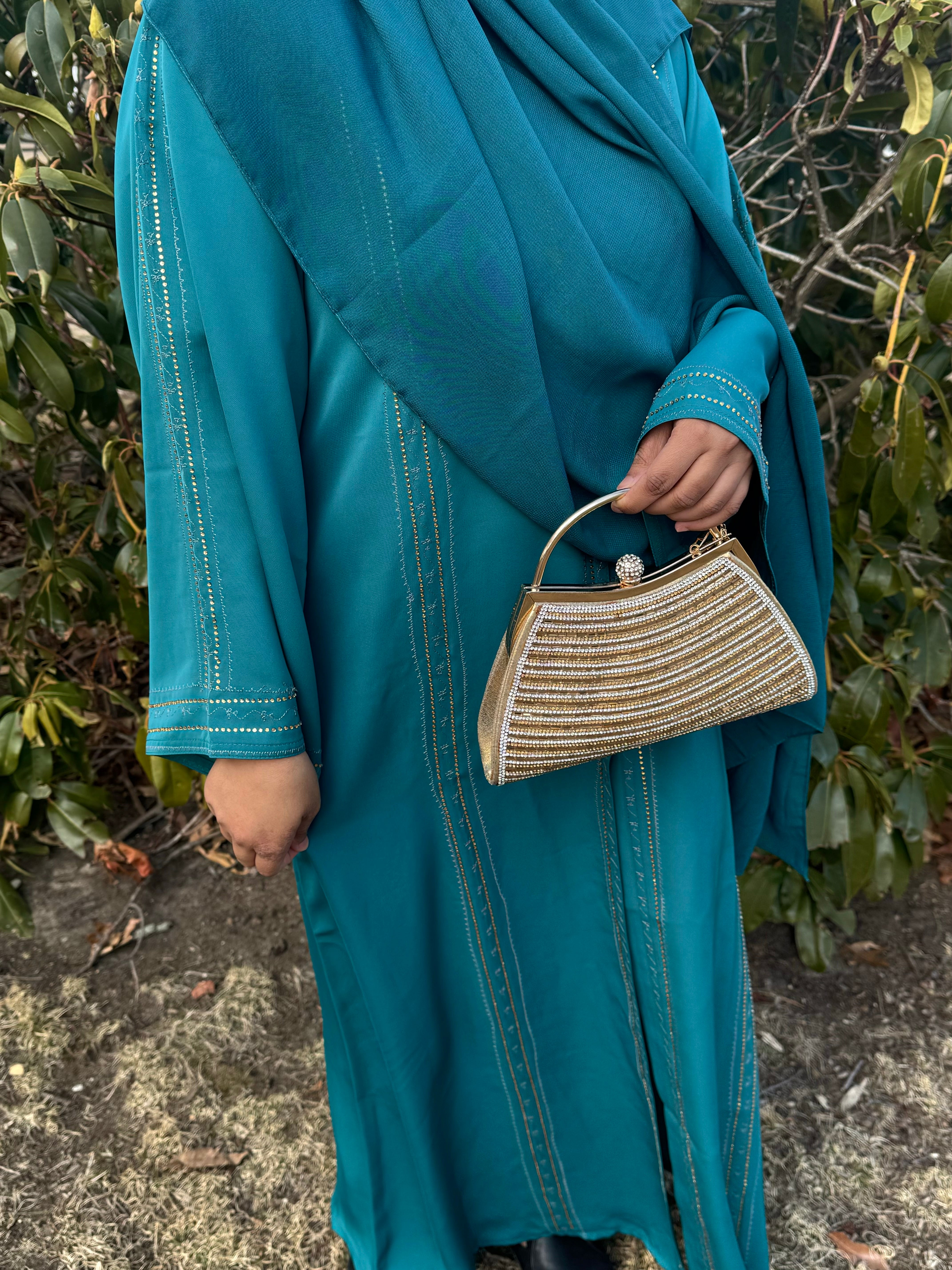 Isra Abaya